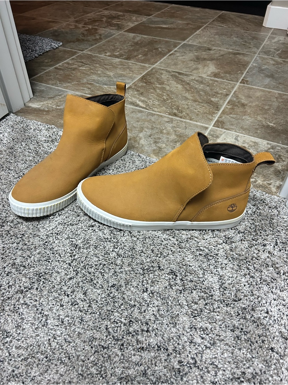 Timberland Womens Chukka Boots in Wheat/Tan with White Sole